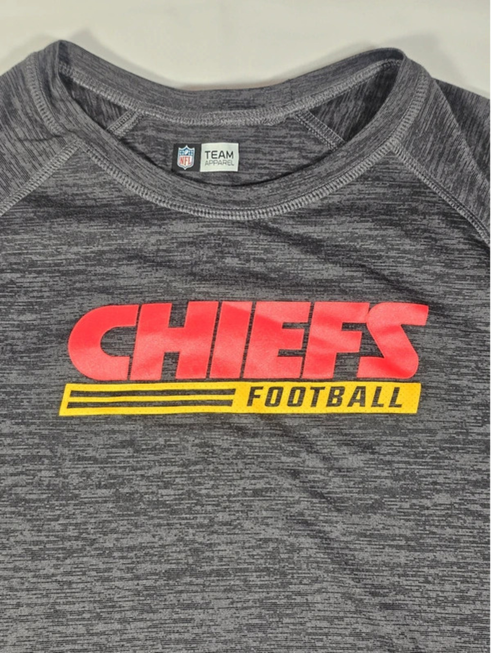 NFL Team Apparel Kansas City Chiefs men's dark gray long sleeve size Large
